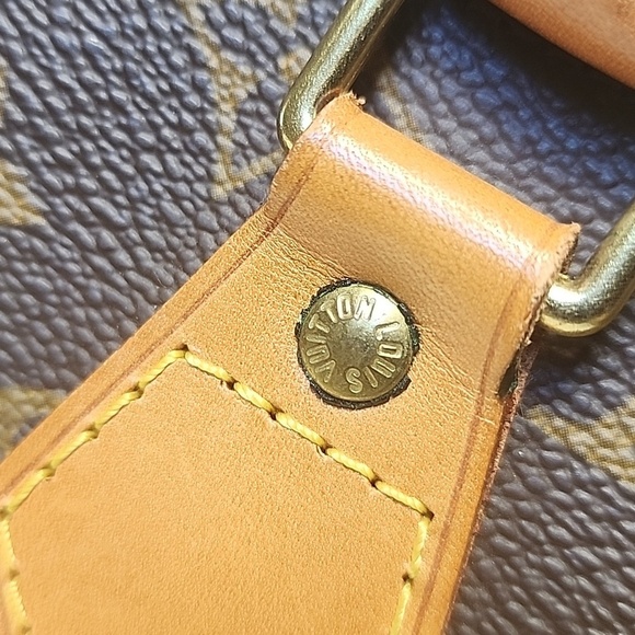 Authentic Louis Vuitton Alma PM Monogram Bag - Picture 6 of 16